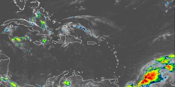 Indomet prevé ambiente caluroso, cielo grisáceo y escasas lluvias este viernes