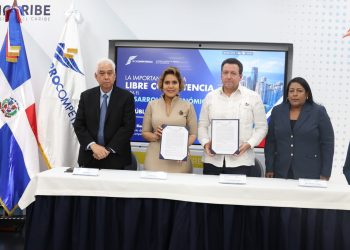 UNICARIBE y ProCompetencia suscriben alianza para fortalecer la cultura de libre competencia en la República Dominicana