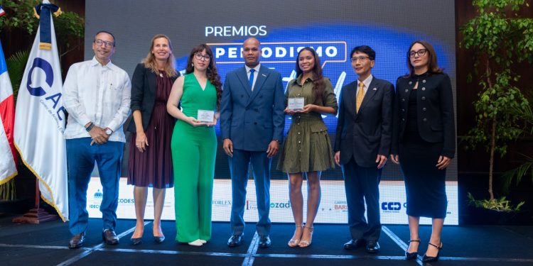 CAESCO reconoce a periodistas en la cuarta edición de los Premios Periodismo de Juventud 2026