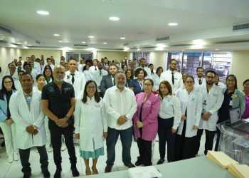 Hospital Moscoso Puello da la bienvenida a nueva promoción de médicos residentes