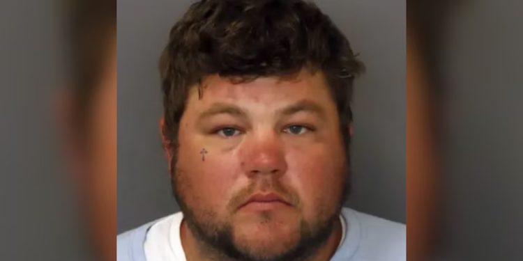 Acusan a un trabajador por la muerte de su compañero en Minnesota