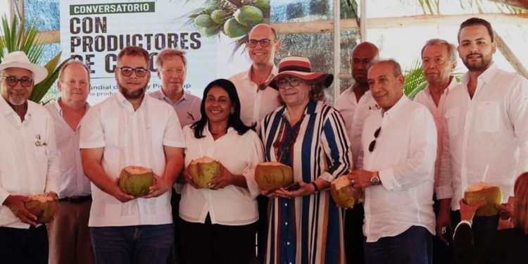 Empresa multinacional inicia inversiones en el sector coco de República Dominica