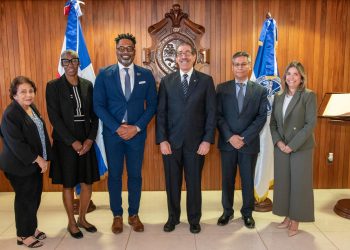 UASD recibe visita de comisión del Bronx Community College Para fortalecer lazos académicos y convenios bilaterales