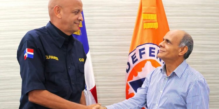 Defensa Civil y COE confirman unión por la protección de vidas