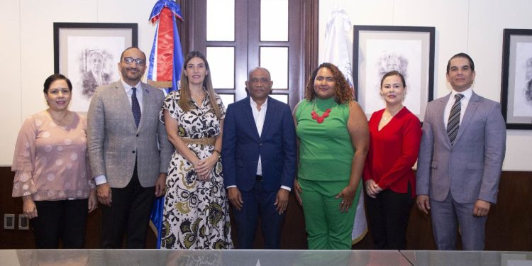 Red de Impacto LATAM y la Asociación Hueco Caribe lanzan estudio para mapear el ecosistema de emprendimiento de impacto en República Dominicana