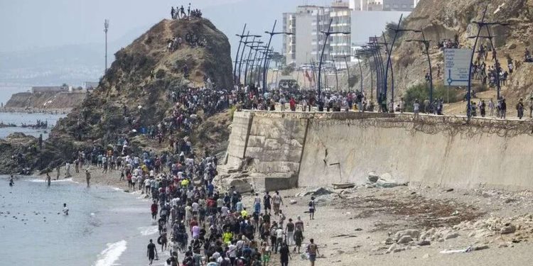 Se eleva a 88 cifra de muertes en Ceuta y siguen tensiones
