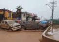 Aluvión en el norte de Chile deja calles inundadas, viviendas afectadas y vehículos arrastrados