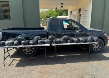 Incautan 84 libras de presunta marihuana ocultas en una camioneta en Azua