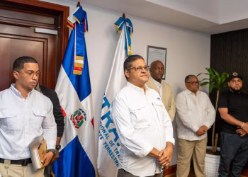 Juan Manuel Méndez anuncia regreso de técnicos al INTRANT para enfrentar caos del tránsito