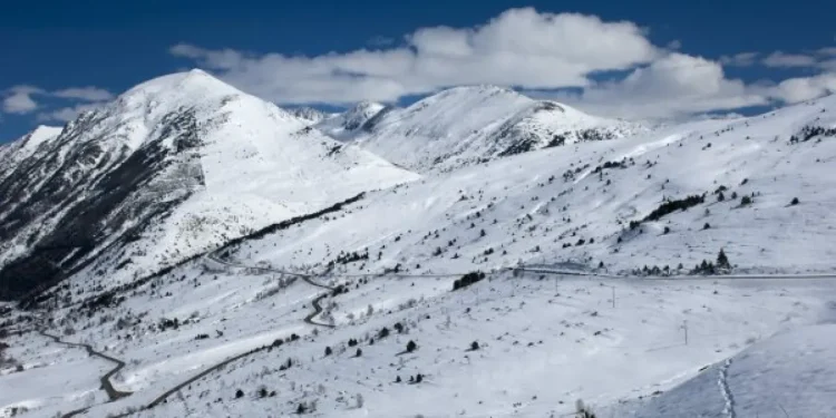 Mueren 11 alpinistas en una avalancha en el Cáucaso ruso