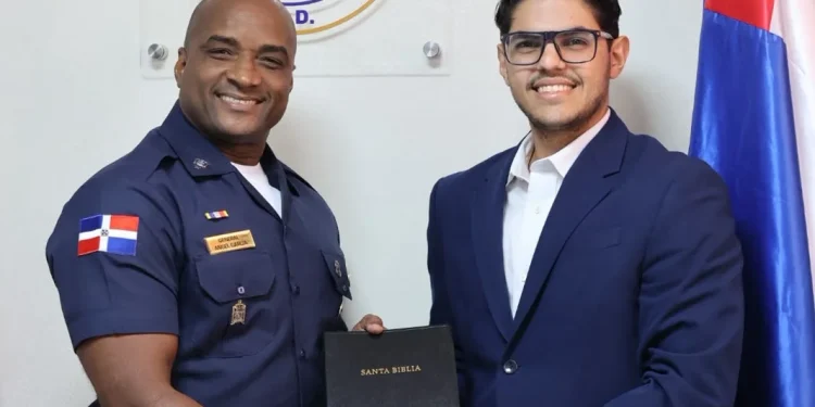 Fundación JCF y Policía Comunitaria reafirman su compromiso con la niñez y la juventud dominicana