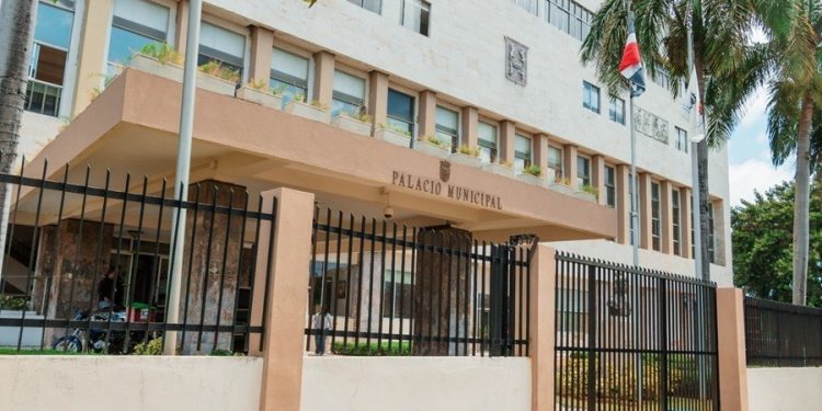 Ayuntamiento del DN obtiene 99 de 100 según evaluación de la Digeog