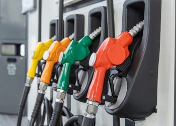 Golpe al bolsillo: suben los precios de las gasolinas y el gasoil