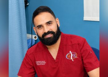 Detienen a exsubdirector del Hospital Darío Contreras por investigación vinculada a Senasa