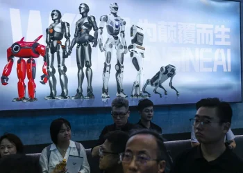 EE.UU. y China chocan sobre la regulación de la IA en plena carrera por su dominio