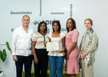 DOCALSA lanza programa Beca a la Excelencia para impulsar el talento de las comunidades