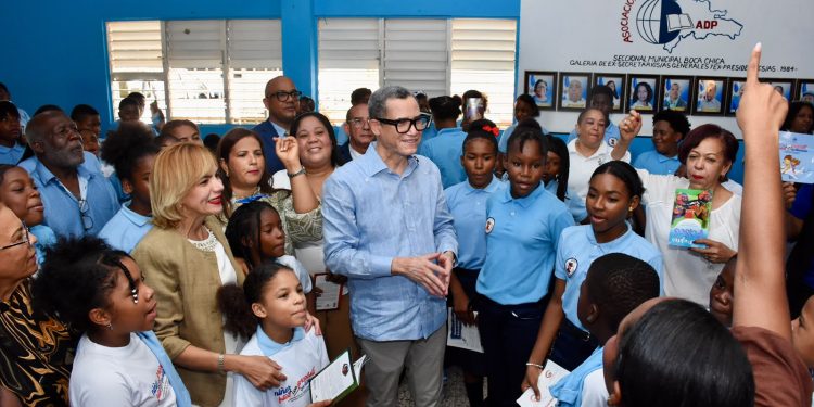 Ministro de Trabajo dice vieja cultura del trabajo infantil ha sido superada en RD