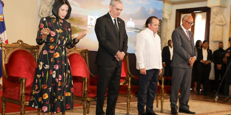 Presidente Luis Abinader convoca a las iglesias a jornada nacional de oración y acción de gracias por República Dominicana