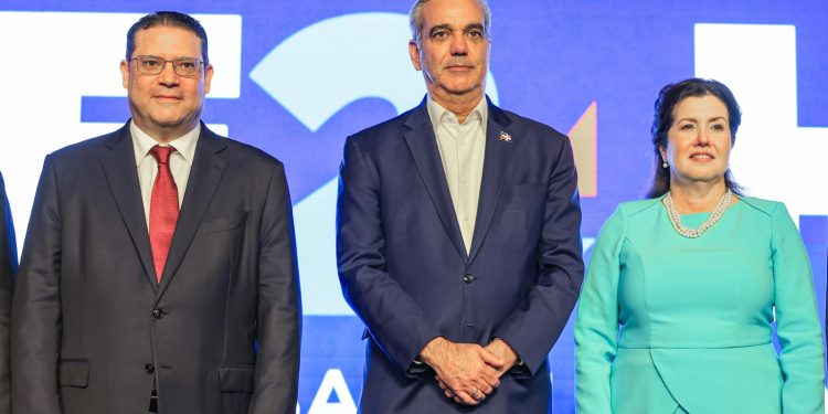 Las 32 cámaras de comercio del país ya operan bajo un único Registro Mercantil