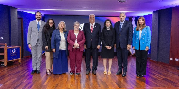 Unapec amplía junto a SUNY Empire el programa de doble titulación a todas sus carreras