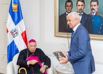 Monseñor De la Rosa y Carpio: "El Congreso Nacional es símbolo vivo de la democracia dominicana"