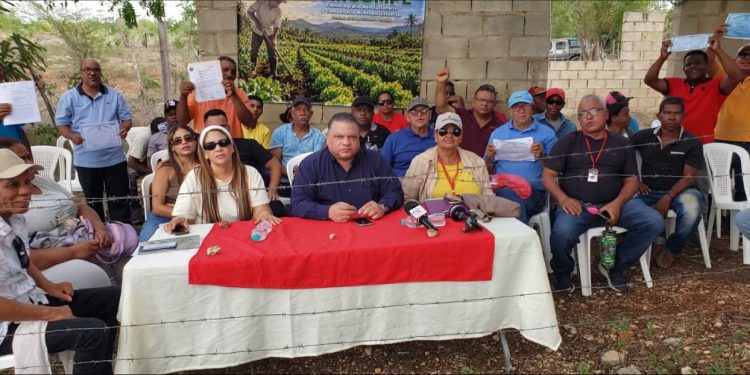 Parceleros denuncian invasión y depredación en terrenos del IAD y "piden fortalecer medio ambiente En la Romana