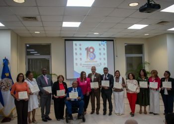 Facultad de Ciencias de la Educación de la UASD celebra su 18.º aniversario con reconocimientos a su comunidad académica