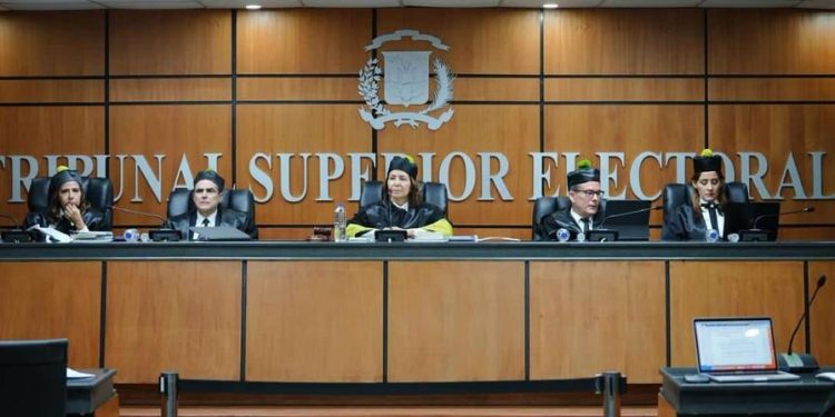 TSE declara inadmisible recurso de amparo contra el PHD y su presidente Ramón Emilio Goris