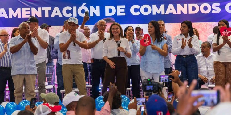 Carolina Mejía suma nuevos liderazgos en Dajabón y Santiago Rodríguez