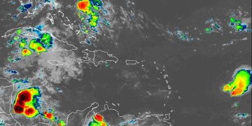 Indomet: ambiente caluroso y escasas lluvias en la mañana; aguaceros y tormentas eléctricas en la tarde