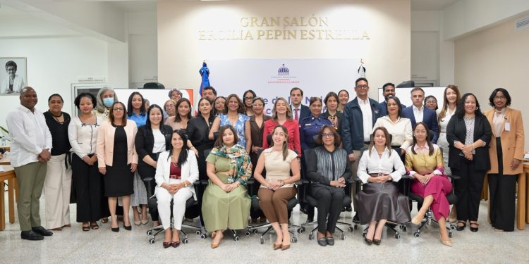 Más de veinte instituciones suman respuestas para mujeres y niñas