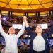 Carolina presenta a Ricardo de los Santos como su jefe de campaña