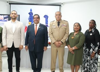 Permiso digital de menores genera RD$1.3 millones para notarios durante agosto