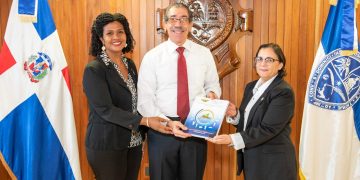 UASD y UNADE fortalecen diálogo académico en favor de la educación superior