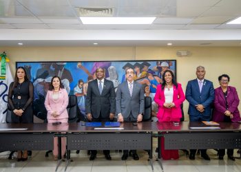 La UASD y el INAP firman convenio para fortalecer la gestión pública y la transparencia en República Dominicana