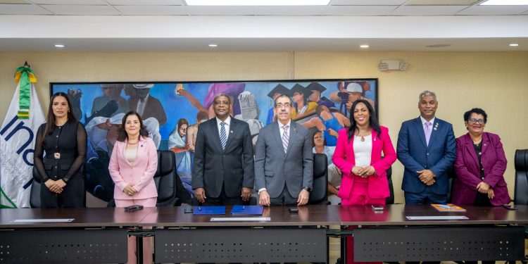 La UASD y el INAP firman convenio para fortalecer la gestión pública y la transparencia en República Dominicana