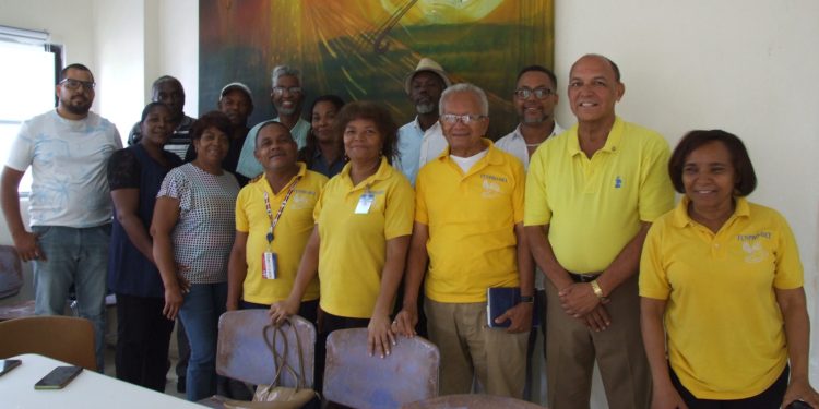 Comunidades de San Cristóbal explorarán la posibilidad de someter al director del INAPA por incumplimiento