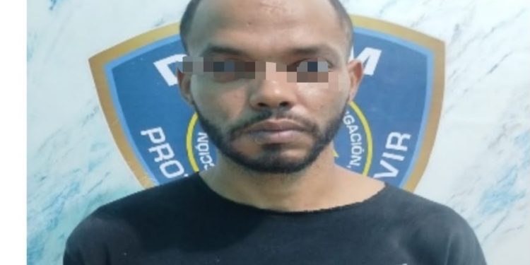 Policía apresa reconocido delincuente por muerte de dos personas tras conflicto social en Sabana Perdida, SDN