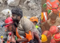 Rescatan con vida a dos trabajadores de un túnel en Nepal tras diez días atrapados por la riada