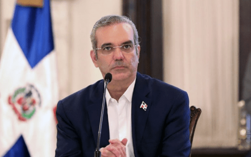 Abinader advierte penas de hasta 30 años a quienes afecten parques nacionales