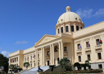 Gobierno emite decreto que prioriza a las MIPYMES industriales en compras públicas para programas sociales y de protección vulnerable