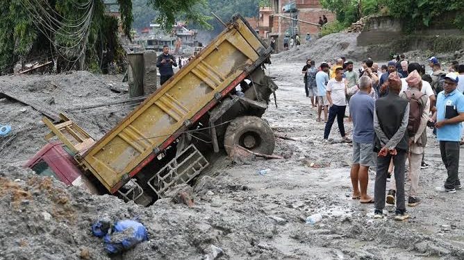 Nepal utiliza inteligencia artificial para identificar a víctimas de la riada