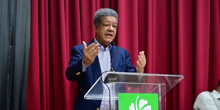 Leonel afirma en FP aún no ha llegado el tiempo de escoger candidato presidencial
