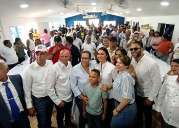 Jossi Valenzuela reafirma compromiso de continuar legado de José Valenzuela durante encuentro del Movimiento Vía Segura