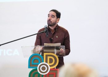 José Horacio cuestiona proyecto que exonera de impuestos a embarcaciones de lujo