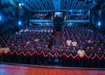 Director general PN fortalece acercamiento con agentes durante recorrido por las direcciones regionales del Sur