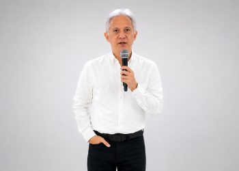 Uno de cada cuatro dólares que ingresan al país proviene  del esfuerzo de los dominicanos en el exterior, revela la FP