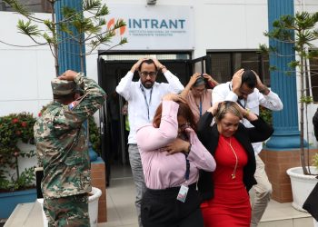 INTRANT evacúa sus instalaciones en 1 minuto y 35 segundos durante simulacro nacional contra terremotos