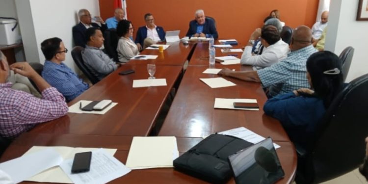 Anadegas afirma terminan los plazos para uso de verifón en sus estaciones