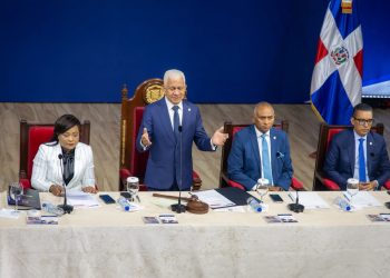 Senado hace historia en La Romana al celebrar sesión ordinaria por su 82 aniversario